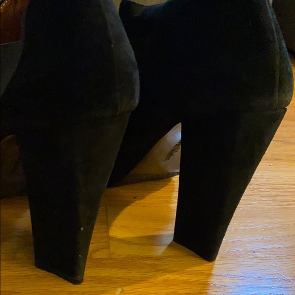 CALVIN KLEIN Bootie Shoe •. Elastic side 8.5M - Picture 7 of 8